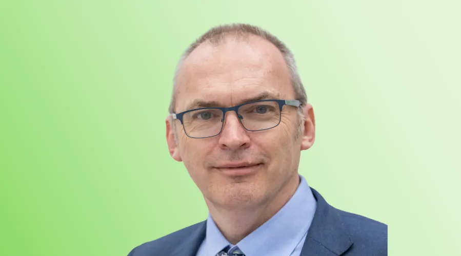 Photo of Ian Parrett