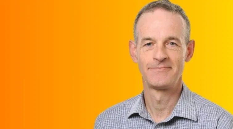 Photo of Professor Steve Turner