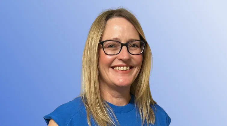 Photo of Lynn Macleod