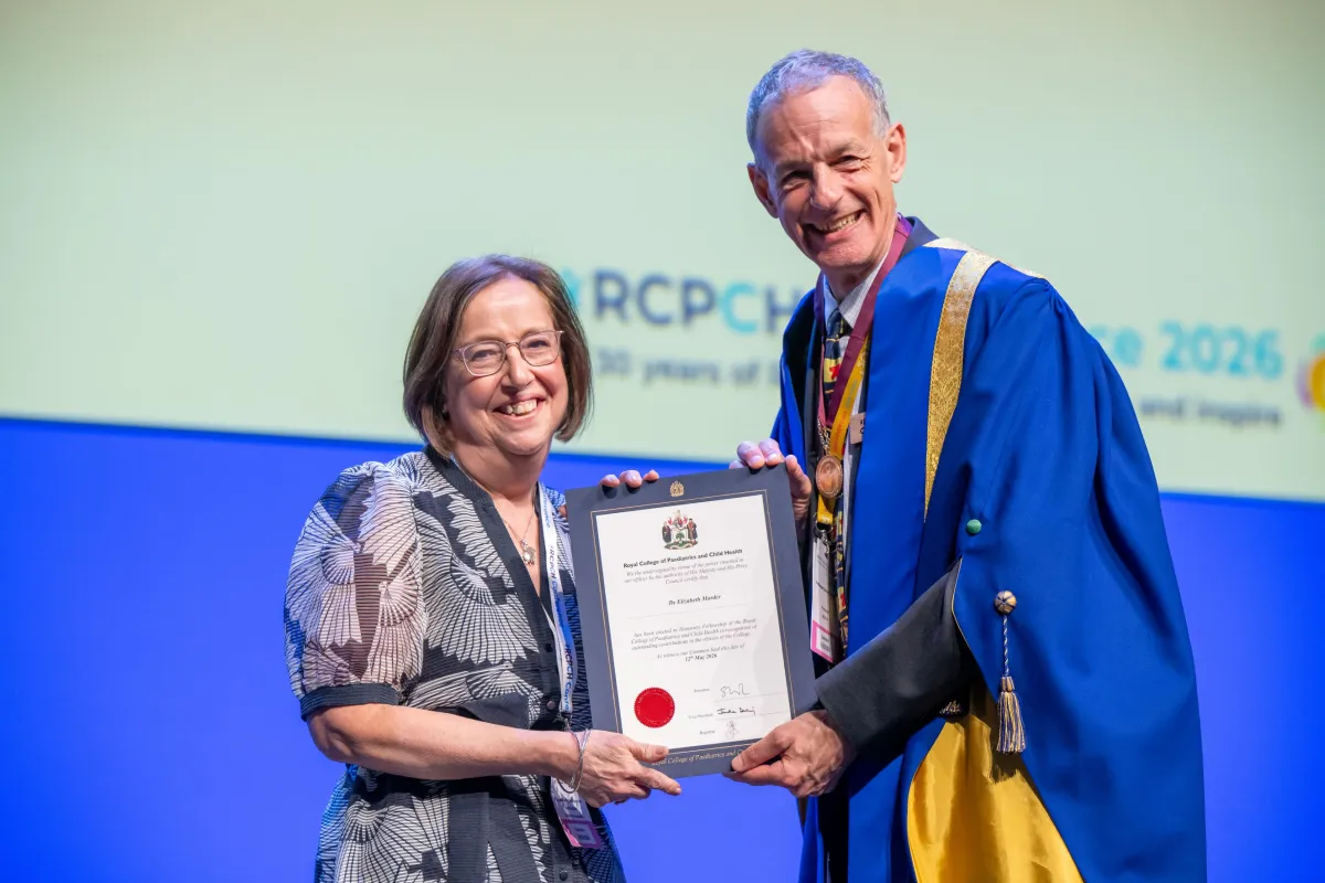 Elizabeth Marder awarded Honorary Fellow certificate