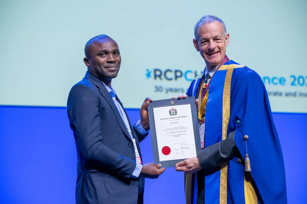 Visiting Fellow Igun Abiodun presented award