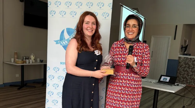 Dr Rachael Nixon receives Caledonia and Cases prize