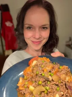 Nicola Ruth with cottage pie